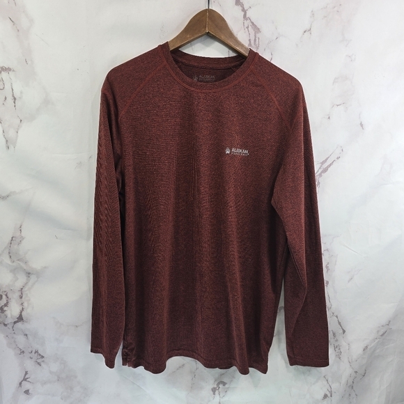 Duluth Alaskan Hardgear Shirt Mens Medium Dark Red Long Sleeve Tun Dry Tee - Picture 1 of 10